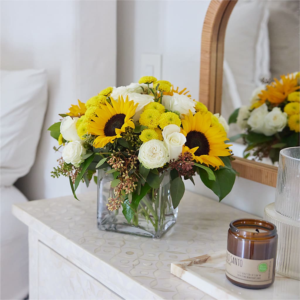 Luminous Morning Bouquet – Noor Florist Llc, Lake Villa IL