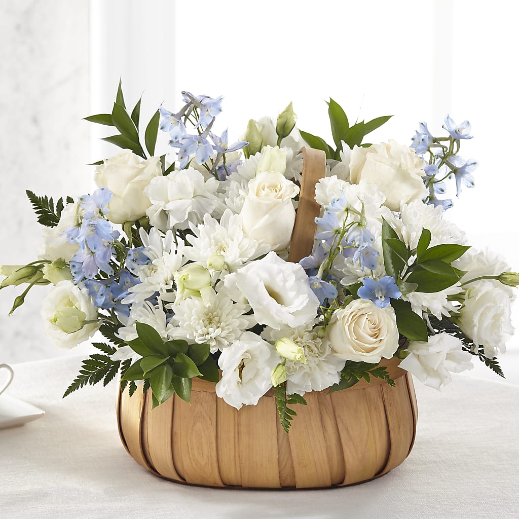 Sincerely Heartfelt Basket – Noor Florist Llc, Lake Villa IL