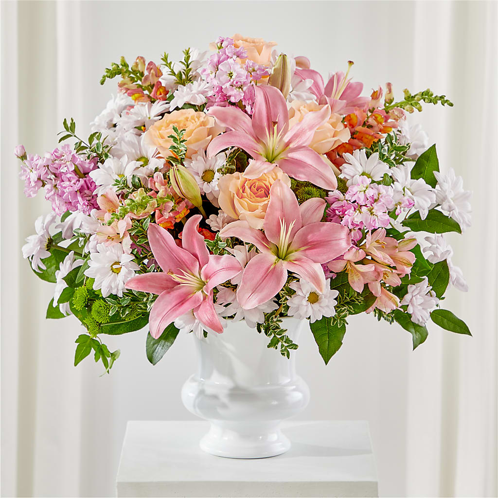 Heartfelt Gesture Urn Arrangement – Noor Florist Llc, Lake Villa IL