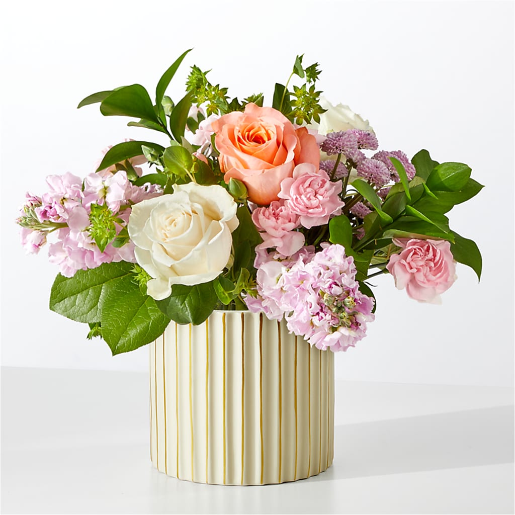 French Market Bouquet with Ivory Vase – Noor Florist Llc, Lake Villa IL