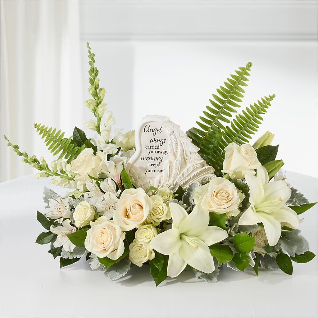Holding You Close Arrangement –  Noor Florist Llc, Lake Villa IL