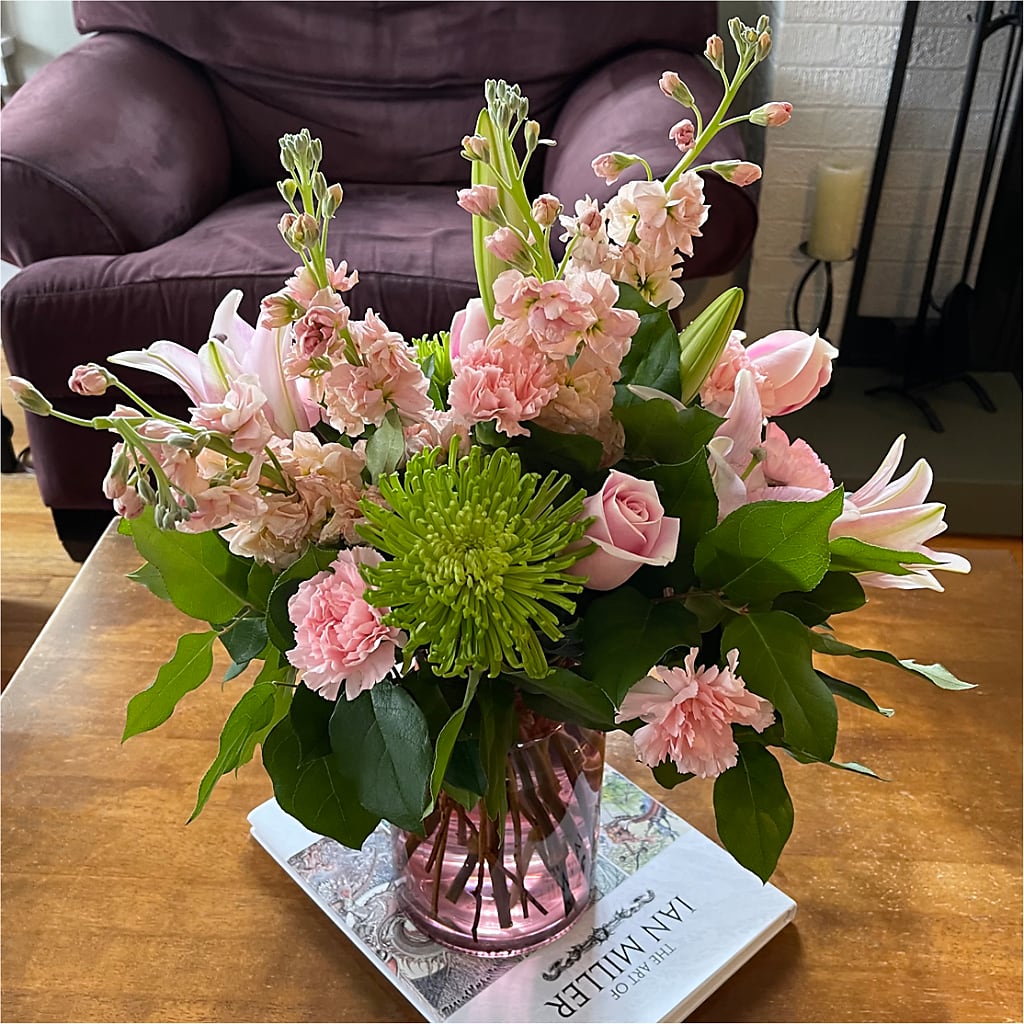 Pretty in Pink Bouquet –  Noor Florist Llc, Lake Villa IL