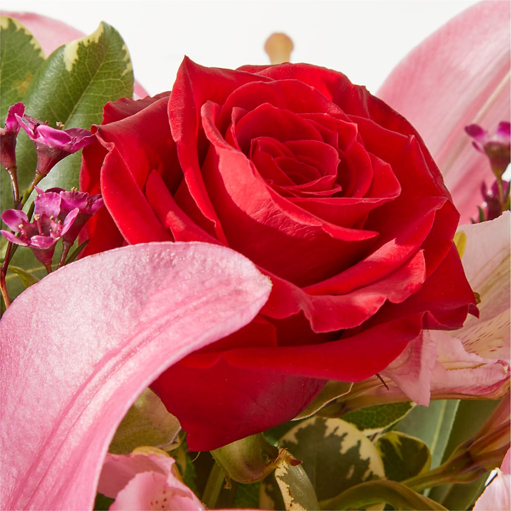Lucky in Love Bouquet –  Noor Florist Llc, Lake Villa IL