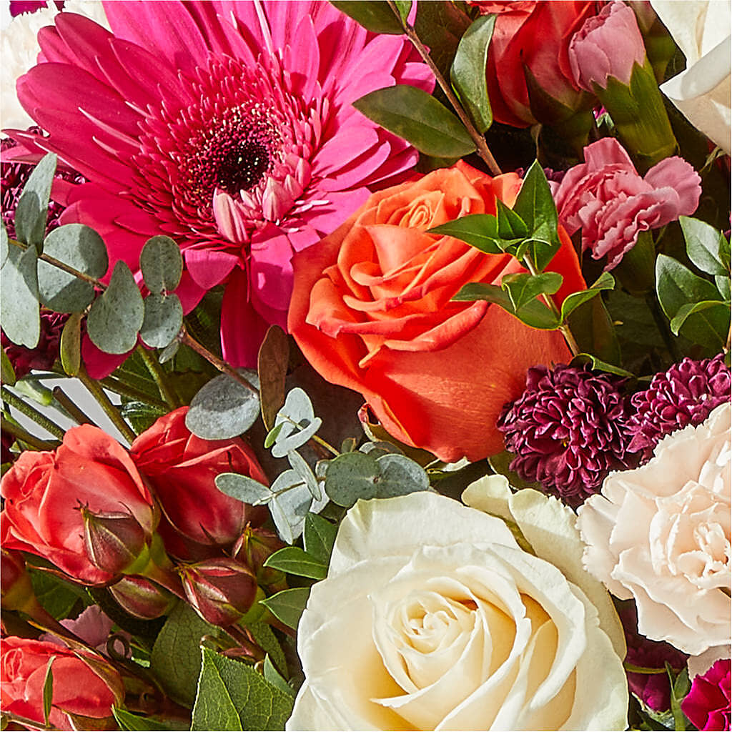 Smell the Roses Bouquet –  Noor Florist Llc, Lake Villa IL