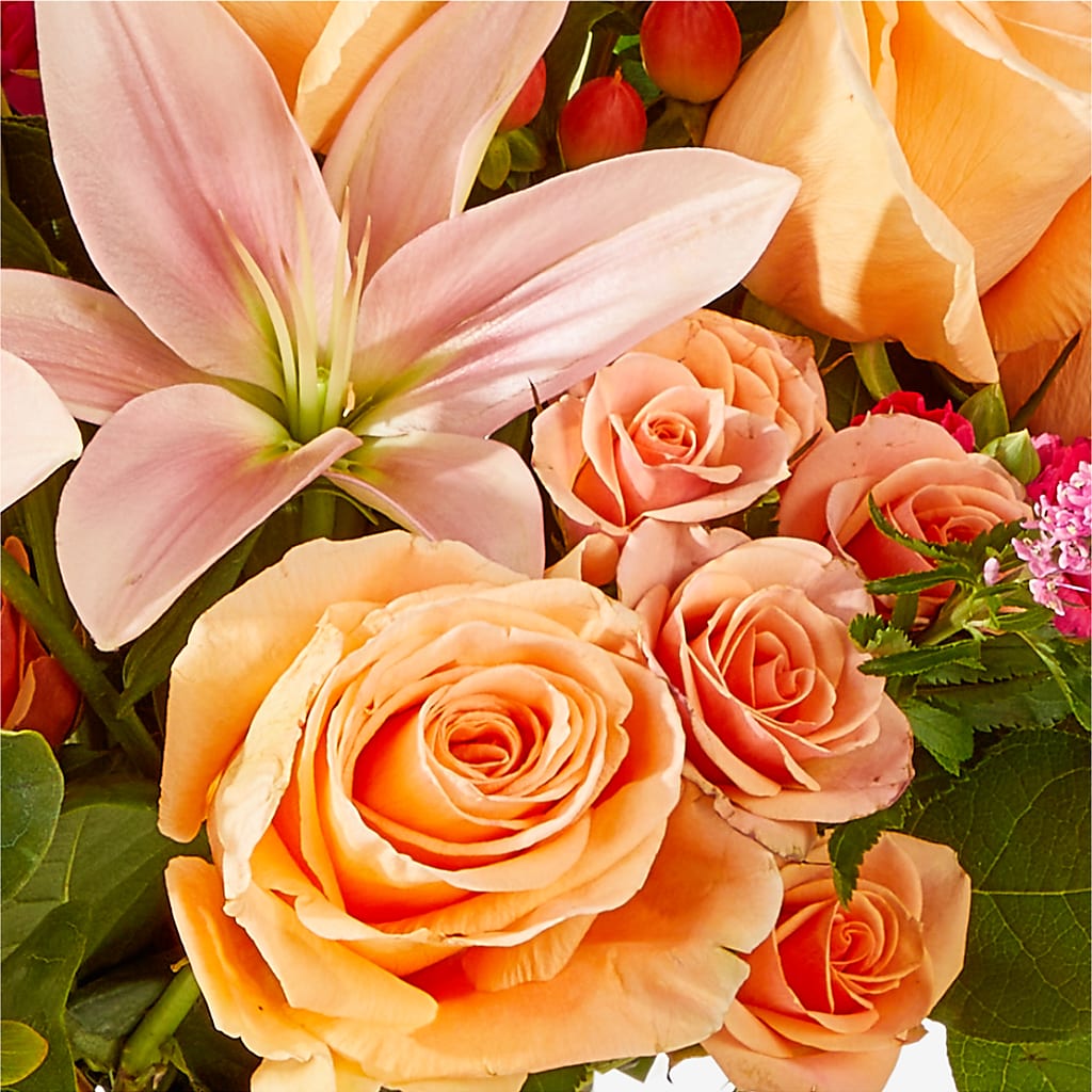 Bisous Bouquet –  Noor Florist Llc, Lake Villa IL