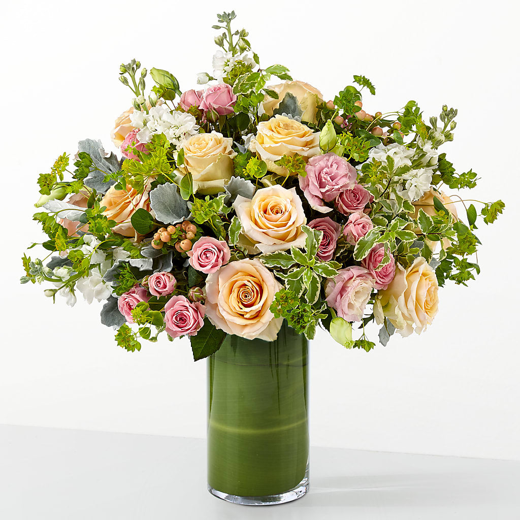 The Glamour Shot –  Noor Florist Llc, Lake Villa IL
