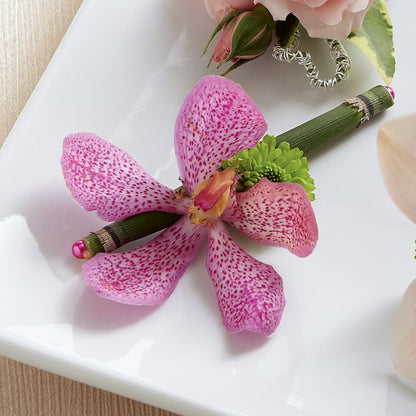 Pink Mokara Boutonniere –  Noor Florist Llc, Lake Villa IL