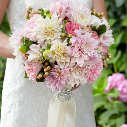 Heart's Promise Bouquet –  Noor Florist Llc, Lake Villa IL